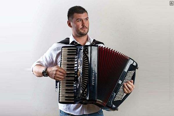 Harmonikaš Marino Franičević & bend 2plus1